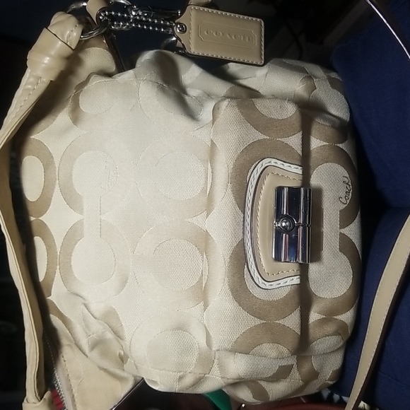 Coach Kristin OP Art Signature Khaki Hobo Handbag - Picture 2 of 5